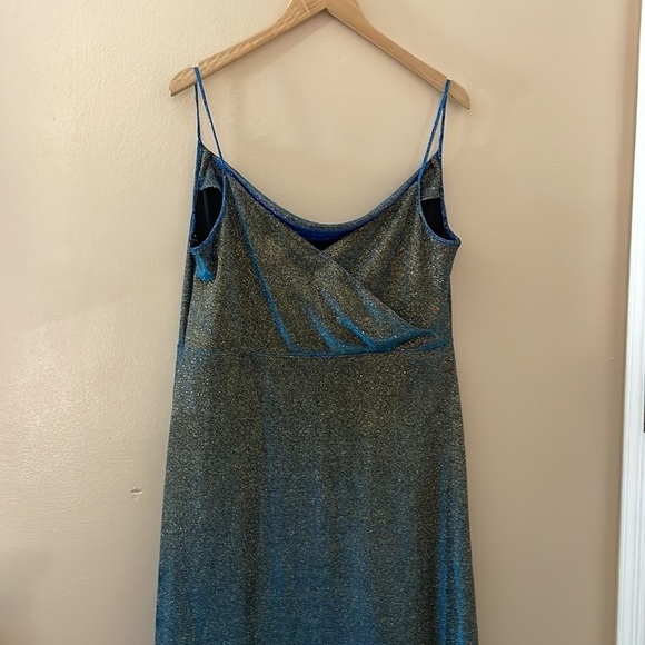 VEDA
Mystery Lurex Dress - Picture 6 of 13